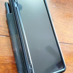 zfold_spen.jpg Samsung Galaxy Z Fold 3 - S pen attachment (requires Spigen Slim Armor Pro case with Hinge protection)