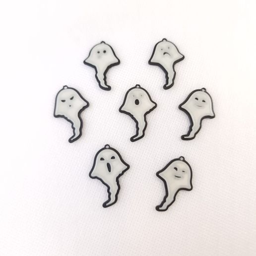 WhatsApp-Image-2022-10-23-at-21.21.32.jpeg Набор брелоков для ключей "Призрак