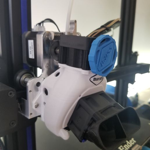 20210318_120332.jpg Ender 3, 3 V2, 3 pro, 3 max, dual 40mm axial fan hot end duct / fang. CR-10, Micro Swiss direct drive and bowden compatible. No support needed for printing