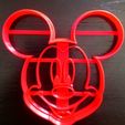 Mickey.jpg Mickey and Minie Mouse cookie cutter