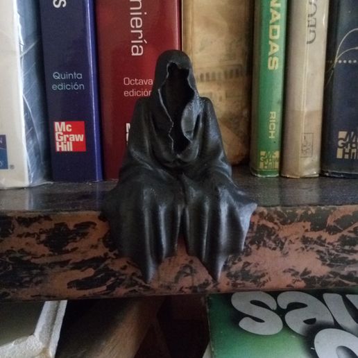 IMG_20210312_143908.jpg Ghost nazgul the lord of the rings - sitting ghost