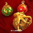 Boules_de_Noel_Discount_01.jpg Christmas decorations.