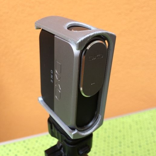 IMG_20200607_161222.JPG DxO One tripod case