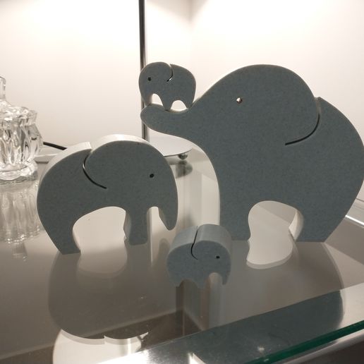 IMG_20220512_220740907.jpg Download STL file Elephant Family • 3D printable design, 3drs