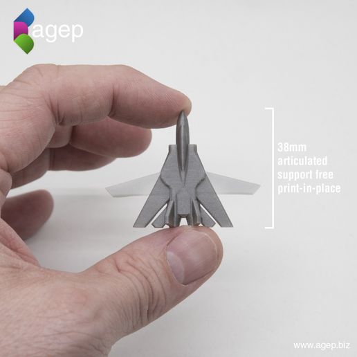 jet_fighter_instagram_03.jpg Surprise Egg #6 - Tiny Jet Fighter