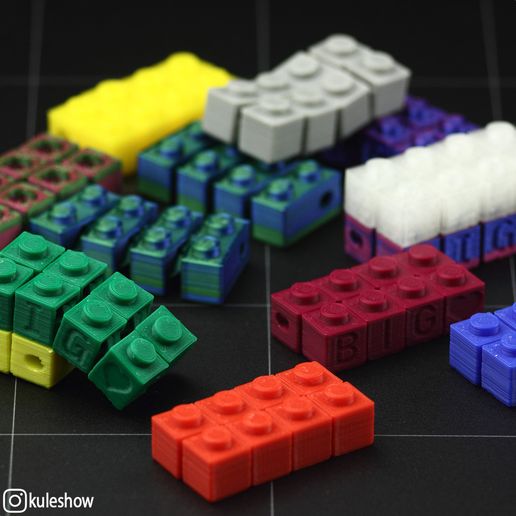 IMG_6337.jpg Flexy Brick keychain 🧱