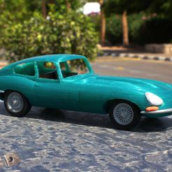 1.jpg 3D-Datei british sports car・3D-druckbares Modell zum herunterladen