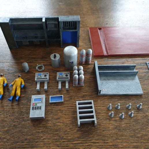 20230103_132329.jpg Breaking Bad Lab Diorama