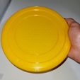 20231117_005741.jpg Accurate Frisbee Bounces off walls TPU