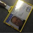 portebadge08.jpg Security badge holder for identification cards - Secure Badgeholder for card identification