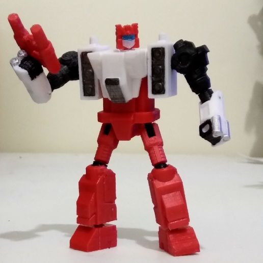 20220111_142501.jpg Transformers Generations: Основной класс Six-Gun