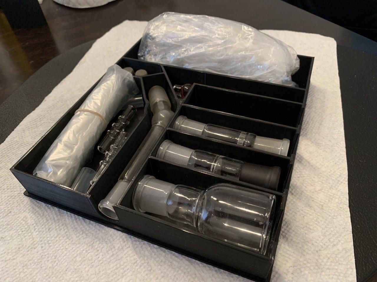 Download STL file Arizer Extreme Q Vaporizer Accesories Box with Lid