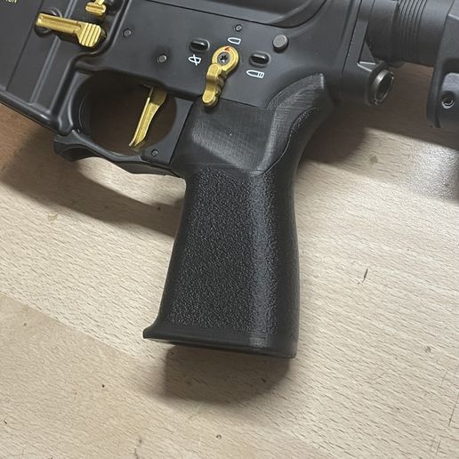 🔫 REPTILIA CQG Style grip for GBBR M4・Free STL File for 3D