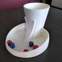 Dice tower_01.jpg Free STL file Dice tower・Template to download and 3D print