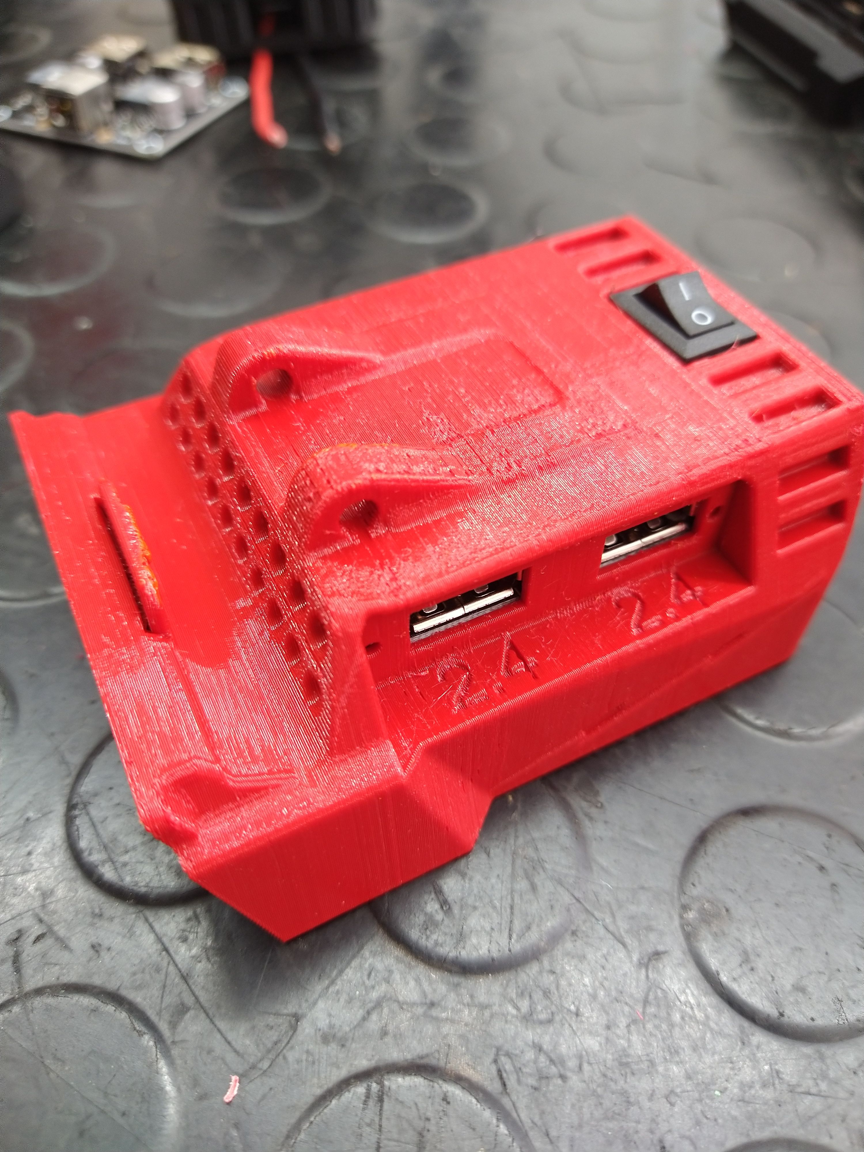 Descargar Archivo Stl Milwaukee M18 Powerbank Quickcharge • Objeto Imprimible En 3d ・ Cults 6024