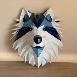 IMG_6604.jpg Wolf Bust Low Poly / Dog Bust LowPoly