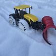 20251130_133826.jpg 🚜 Зимний апгрейд: снегоочиститель для JCB Fastrac (Mählers DPD3700 - масштаб 1:14)