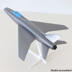 F100_05.jpg Static model kit inspired by an early supersonic combat aircraft