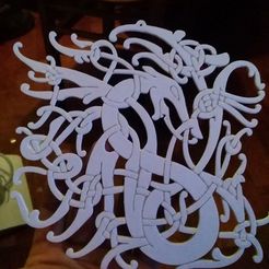 b89d14d340cb25a0928f486fbdfe4ec5_display_large.jpg Free STL file Viking pendant Urnes Style - number 3・3D printing model to download