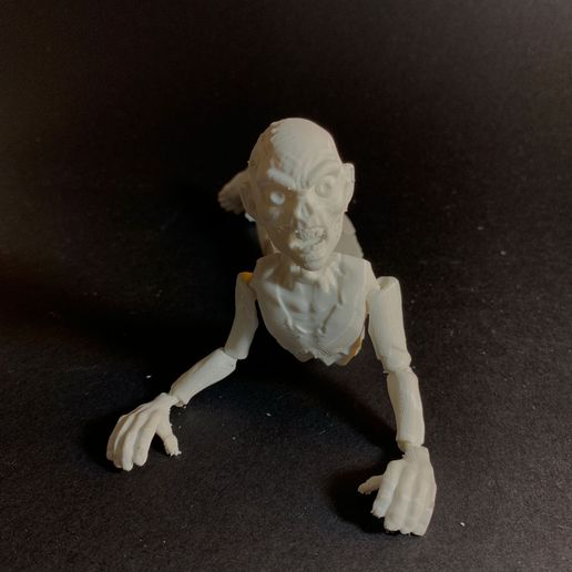 5b151bc3-76ce-48c2-bed6-c514041e25c6.jpg Articulated Zombie