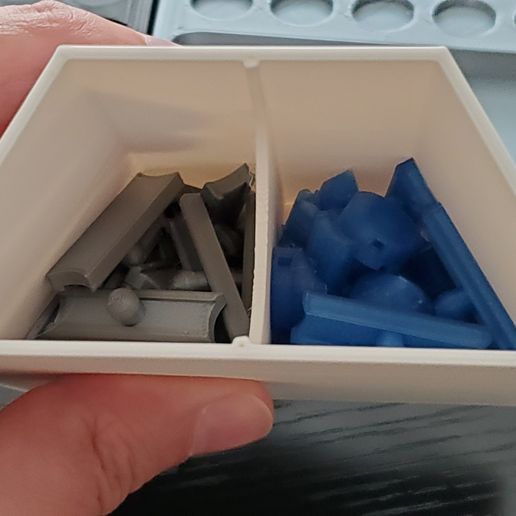 20191027_160631.jpg Settlers of Catan 3D Printed storage for interlocking game board.