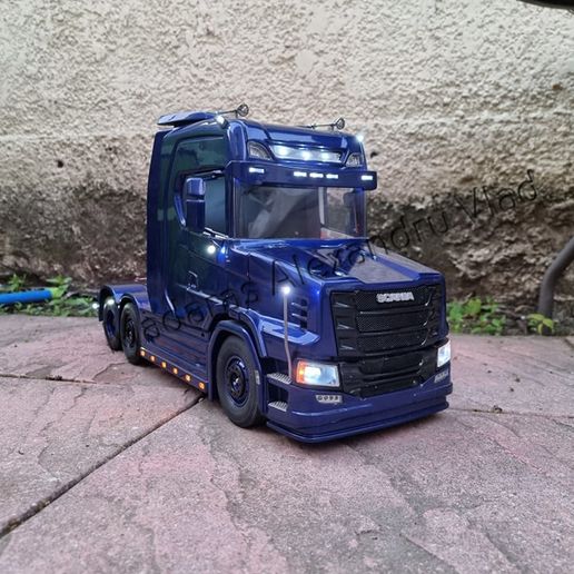 タミヤ1/14 スカニア キャビン Amazon | タミヤ 1/14 スカニア 770S ヘッド キャビン周り部品