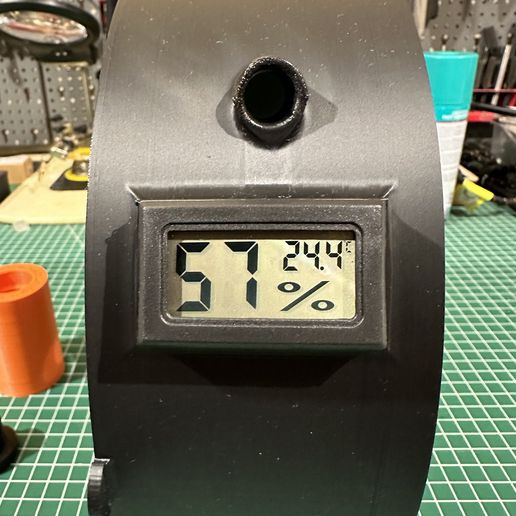 A1_Spool_Enclosure_13.jpeg BambuLab A1 SpoolHolder Enclosure