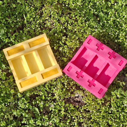 MINECRAFT SHELVES -- ALL 12 WOOD TYPES, CONNECTABLE