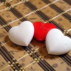 3hearts.JPG Archivo 3D gratuito Corazón de amor (alta resolución)・Design para impresora 3D para descargar