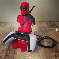 Screenshot-2023-02-19-at-12-22-06-Roswell-@roswell_3d-•-Photos-et-vidéos-Instagram.png Fichier STL support stand station de chargement ps5 manette・Plan imprimable en 3D à télécharger