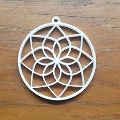 mandala.jpg Archivo STL gratis colgante de mandala de flor de loto・Plan de impresión en 3D para descargar