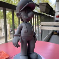 IMG_4153.jpg Free STL file Luigi・Template to download and 3D print
