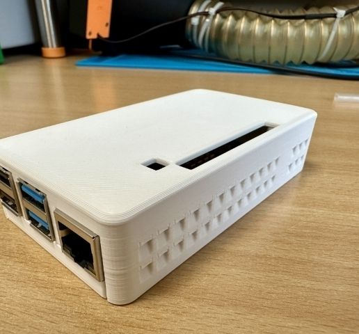 IMG_E9065.JPG Raspberry Pi 4 Gehäuse für eMMC