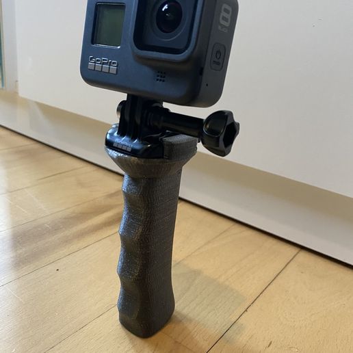 IMG-0302.jpg GoPro Hero 8 handle with quick release