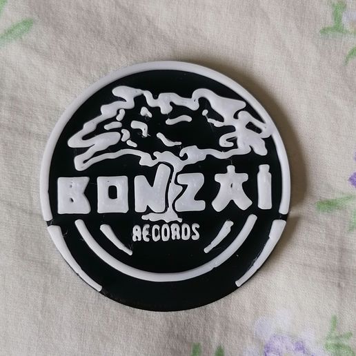 IMG_20240204_152528.jpg bonzai records logo