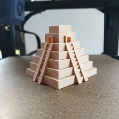 20221113_082157.jpg Archivo STL Pirámide Maya portacandelitas・Objeto de impresión 3D para descargar
