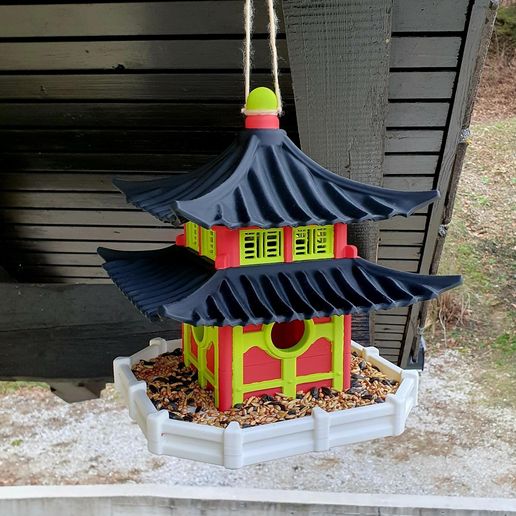 Chinese style birdhouse feeder