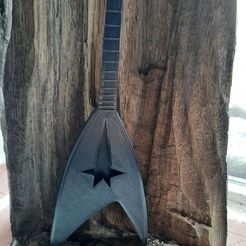 photo_2022-06-11_11-46-39.jpg Archivo STL Guitarra E de Star Trek・Objeto para impresora 3D para descargar, EdnilH