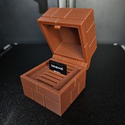 7.jpg Free STL file Mario Block SD Card Holder・3D printing design to download