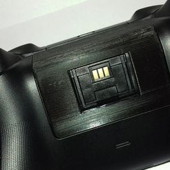 20221015_192415.jpg Energizer PDP Xbox One Controller Battery Cover