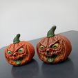 IMG_20230825_140816177-1.jpg Smiler Pumpkin... Horror/ Halloween Pumpkin