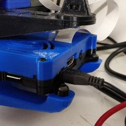 IMG_20180801_193711.jpg Бесплатный STL файл Raspberry Pi3B Horizontal 2020 Mount・3D-печатный дизайн для скачивания