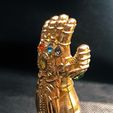 Thanos (1).jpg Stand pour le mini gauntlet de Thano