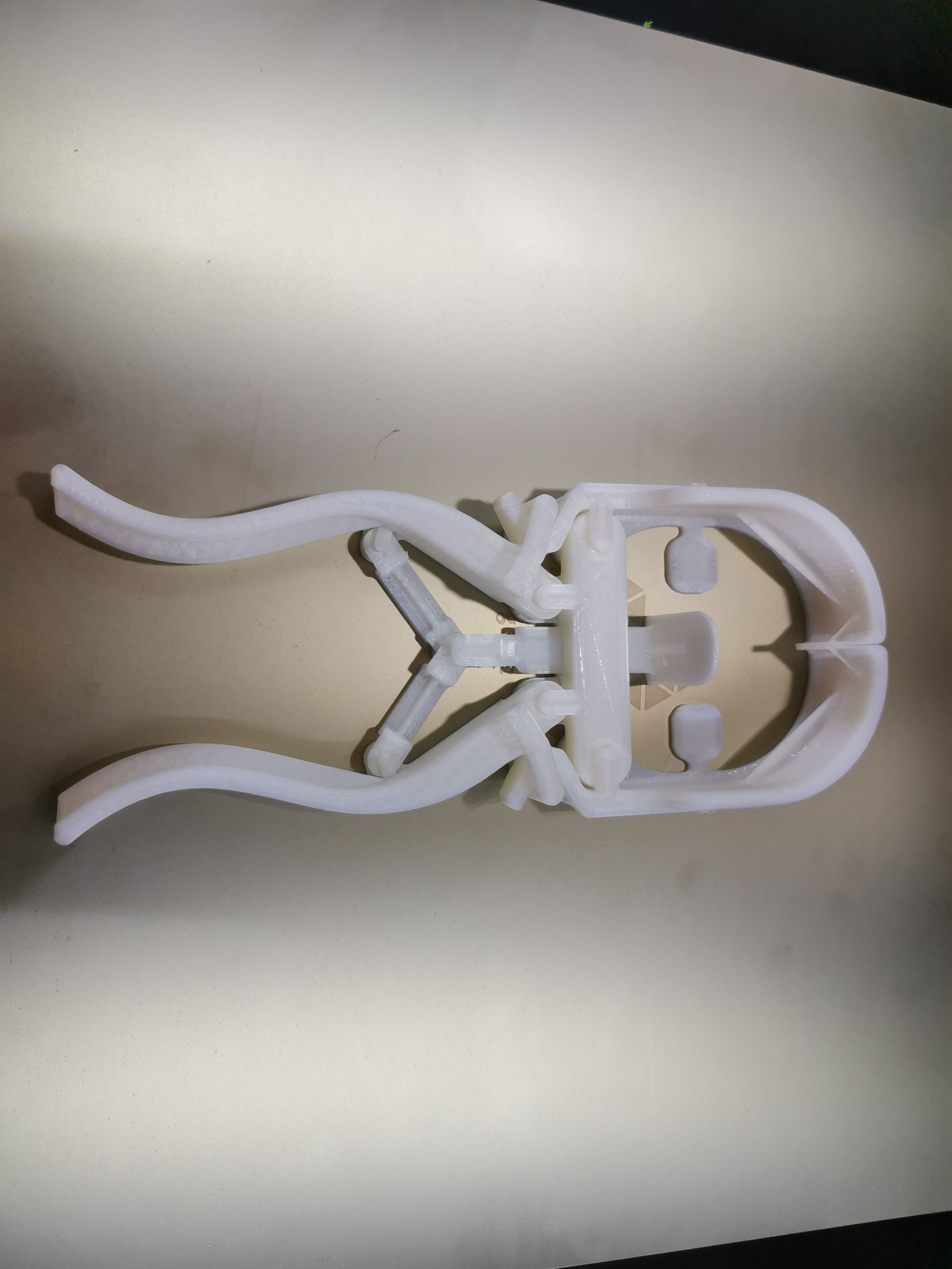 IMG_20210506_233808.jpg STL file Egg Cracker・Template to download and 3D print, zibi36