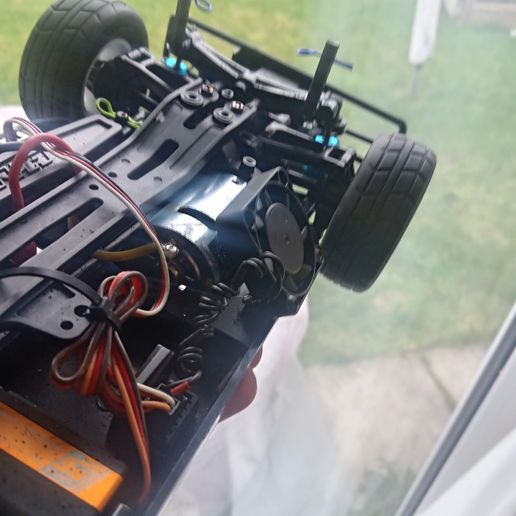 TT01E motor fan mount