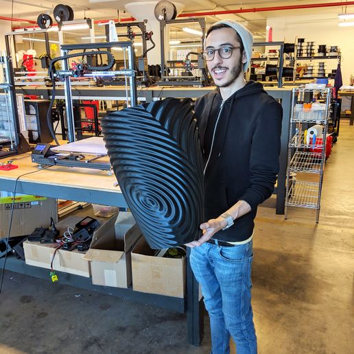 ripple_twist_vase (1).jpg Recipiente para jarras gMax Twisted Ripple