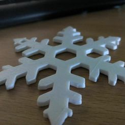 IMG_20141219_160049.jpg 3D-Datei Schneeflocken-Ornament kostenlos・3D-Drucker-Design zum herunterladen