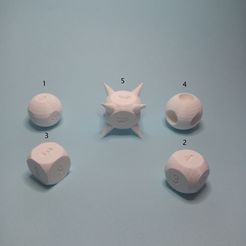 IMG_20231118_200430_796.jpg set of different playing dice