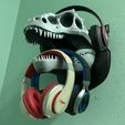IMG_0061-1.jpeg Alien Dinosaur Skull Headphone Stand