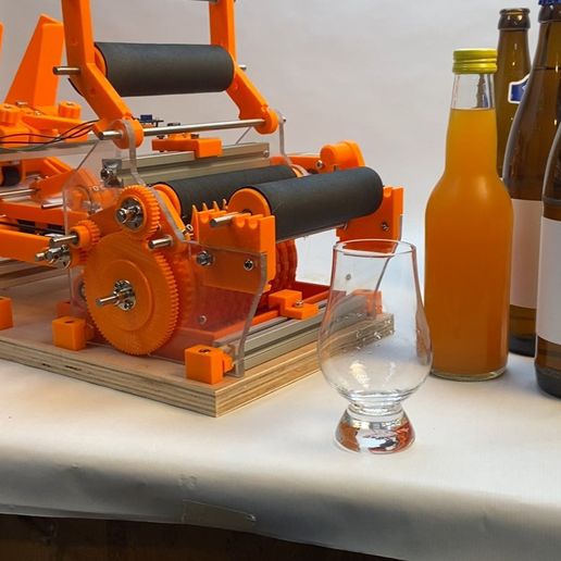 4.jpg Aplicador de rótulos de garrafas DIY para rótulos de cola húmida - Aplicador de rótulos de garrafas com impressão 3D